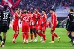 让2追6!拜仁6-2逆转弗赖堡 奥利塞造5球卡尔传射凯恩杰克逊破门