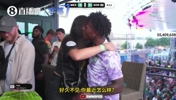 甲亢哥巧遇比利时女网红，两人畅聊面见C罗的激动时刻